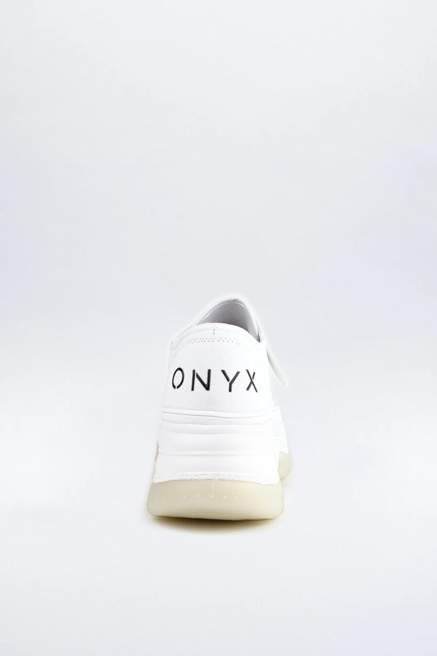 OX 010 White
